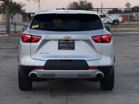 More photos of 2021 Chevrolet Blazer LT at Auto Boutique Texas, TX
