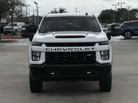 More photos of 2022 Chevrolet Silverado 2500HD Custom at Auto Boutique Texas, TX