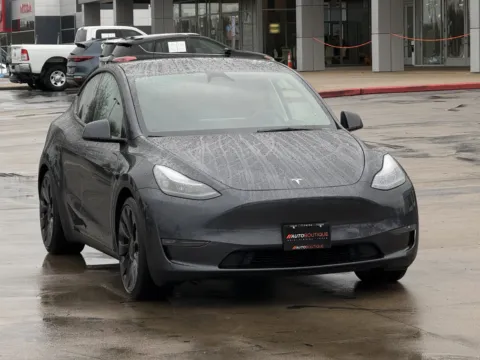 Photos of 2025 TESLA MODEL Y Performance for sale in Alvin, TX at Auto Boutique Texas