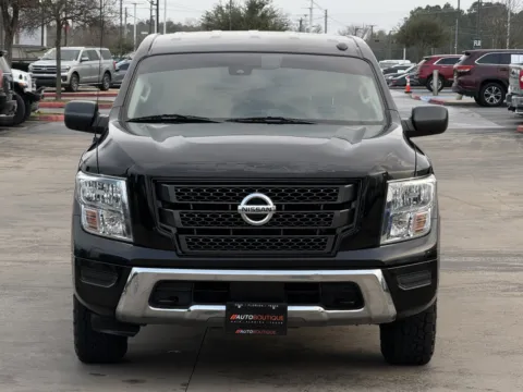 More photos of 2021 Nissan Titan SV at Auto Boutique Texas, TX