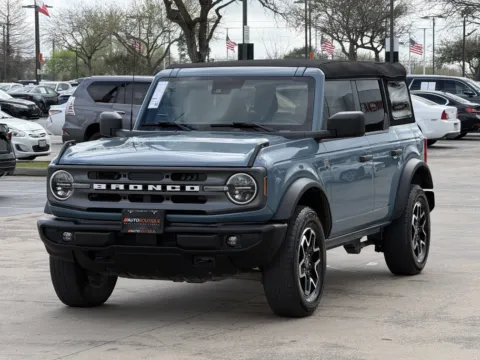 Another view of 2023 Ford Bronco Big Bend for sale in Alvin, TX at Auto Boutique Texas