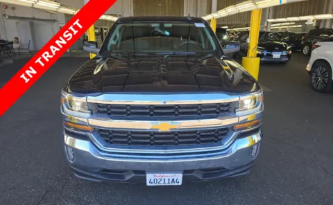 Another view of 2017 Chevrolet Silverado 1500 LT for sale in Alvin, TX at Auto Boutique Texas