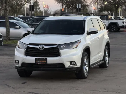Another view of 2015 Toyota Highlander Limited for sale in Alvin, TX at Auto Boutique Texas