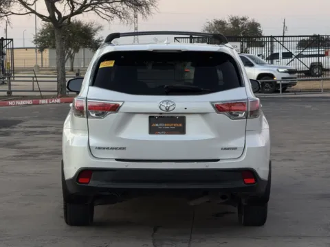 More photos of 2015 Toyota Highlander Limited at Auto Boutique Texas, TX