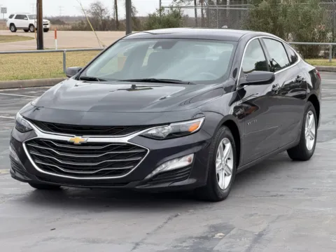 Another view of 2023 Chevrolet Malibu LT for sale in Alvin, TX at Auto Boutique Texas