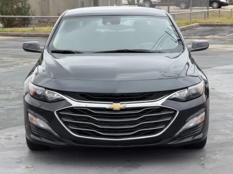 More photos of 2023 Chevrolet Malibu LT at Auto Boutique Texas, TX
