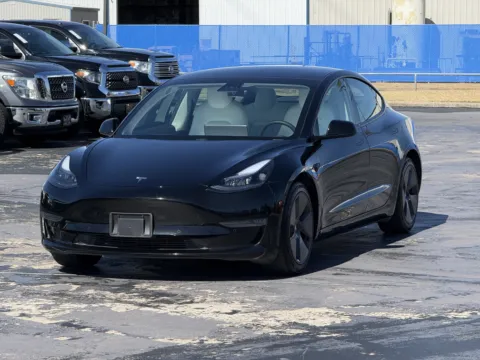 Another view of 2021 Tesla Model 3 Standard Range Plus for sale in Alvin, TX at Auto Boutique Texas