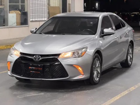 Another view of 2017 Toyota Camry SE for sale in Alvin, TX at Auto Boutique Texas