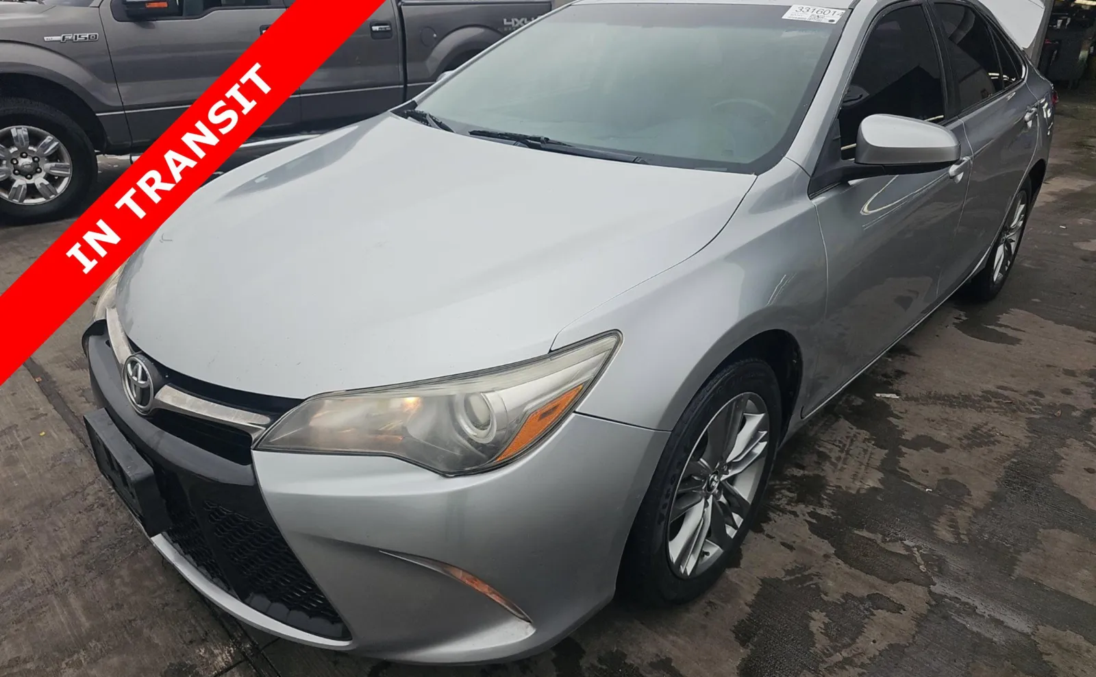 Silver 2017 Toyota Camry SE for sale in Alvin, TX
