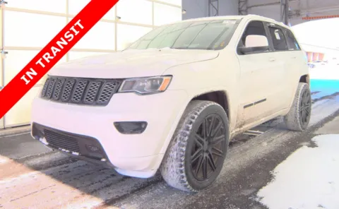 White 2019 Jeep Grand Cherokee Altitude for sale in Alvin, TX