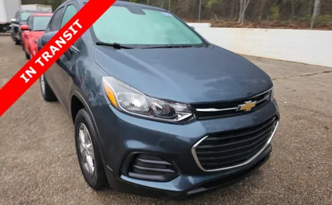 Gray 2022 Chevrolet Trax LS for sale in Alvin, TX