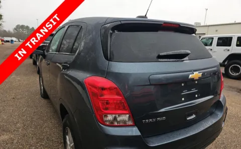 More photos of 2022 Chevrolet Trax LS at Auto Boutique Texas, TX