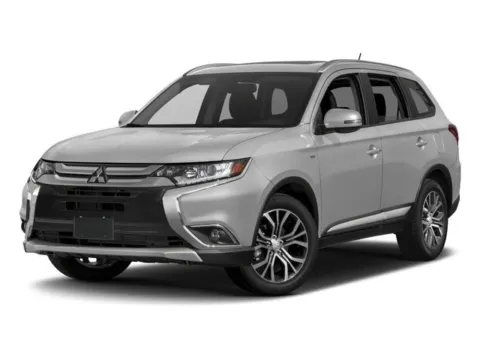 Silver 2017 Mitsubishi Outlander SE for sale in Alvin, TX
