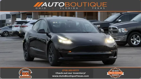Black 2023 Tesla Model 3 for sale in Alvin, TX