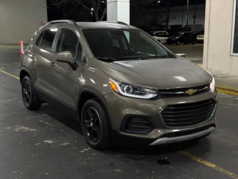 Photos of 2021 Chevrolet Trax LT for sale in Alvin, TX at Auto Boutique Texas