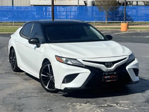 Photos of 2018 Toyota Camry XSE V6 for sale in Alvin, TX at Auto Boutique Texas