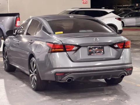 More photos of 2021 Nissan Altima 2.5 SR at Auto Boutique Texas, TX