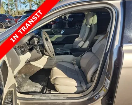 More photos of 2019 Lincoln Continental Select at Auto Boutique Texas, TX