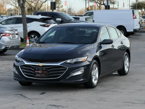 Another view of 2023 Chevrolet Malibu LT for sale in Alvin, TX at Auto Boutique Texas