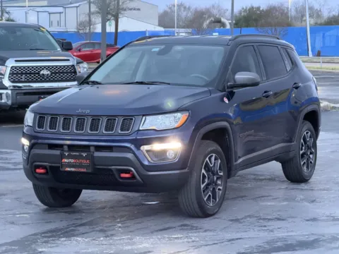 Another view of 2019 Jeep Compass Trailhawk for sale in Alvin, TX at Auto Boutique Texas