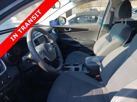 More photos of 2019 Kia Sorento LX V6 at Auto Boutique Texas, TX