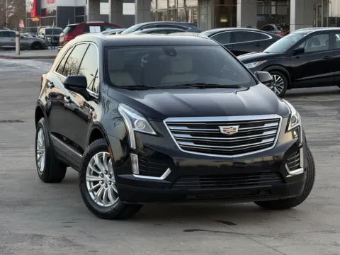 Photos of 2018 Cadillac XT5 FWD for sale in Alvin, TX at Auto Boutique Texas