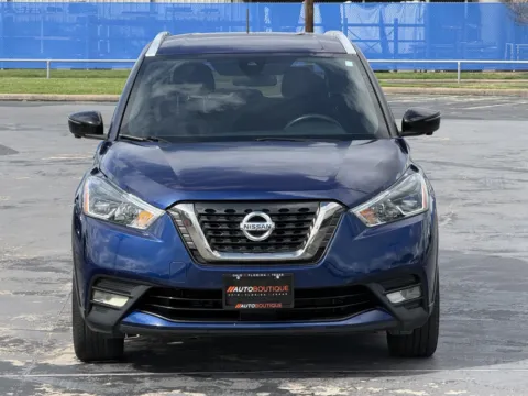 More photos of 2020 Nissan Kicks SR at Auto Boutique Texas, TX