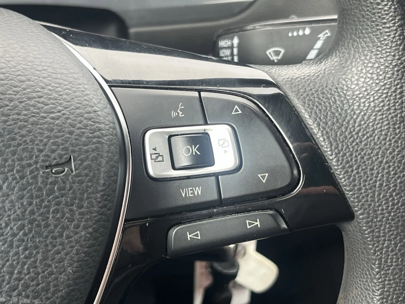 2021 Volkswagen Tiguan S - Photo 17