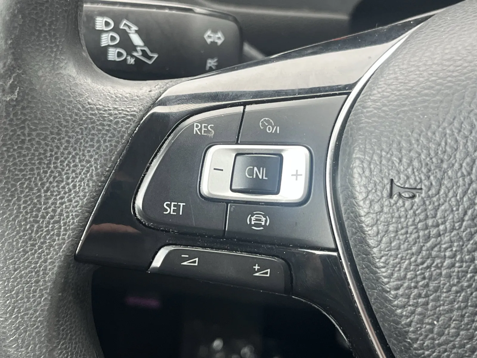 2021 Volkswagen Tiguan S - Photo 16