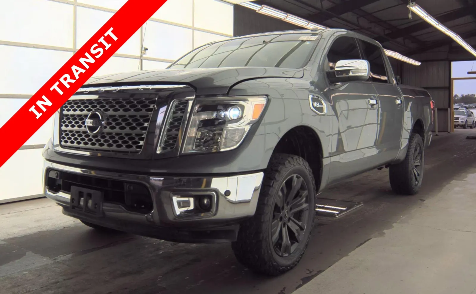 Gray 2017 Nissan Titan SL for sale in Alvin, TX