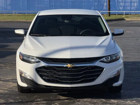 More photos of 2023 Chevrolet Malibu LS at Auto Boutique Texas, TX