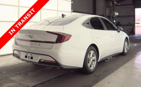 More photos of 2021 Hyundai Sonata SE at Auto Boutique Texas, TX