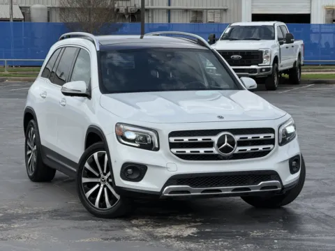 Photos of 2020 Mercedes-Benz GLB 250 for sale in Alvin, TX at Auto Boutique Texas