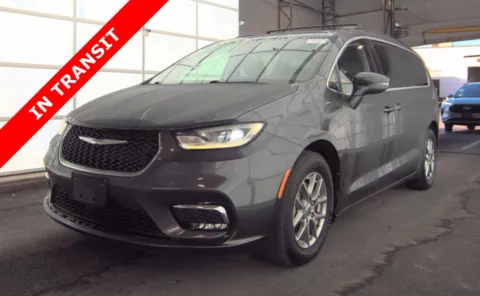 Gray 2021 Chrysler Pacifica Touring for sale in Alvin, TX