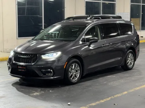 Another view of 2021 Chrysler Pacifica Touring for sale in Alvin, TX at Auto Boutique Texas