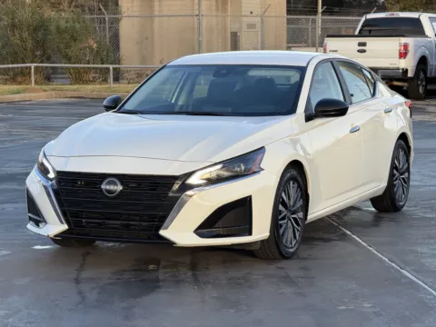 Another view of 2025 Nissan Altima SV for sale in Alvin, TX at Auto Boutique Texas