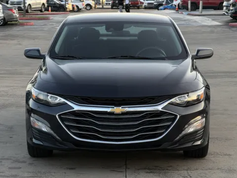 More photos of 2023 Chevrolet Malibu LT at Auto Boutique Texas, TX