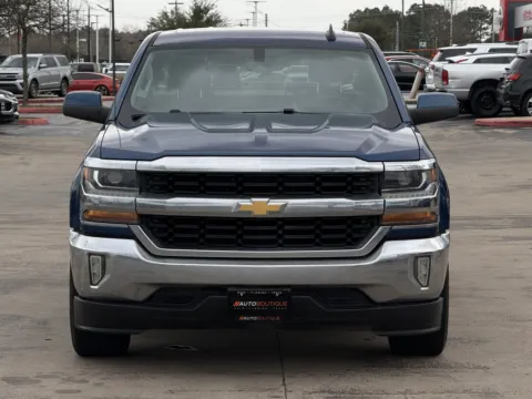 More photos of 2017 Chevrolet Silverado 1500 LT at Auto Boutique Texas, TX