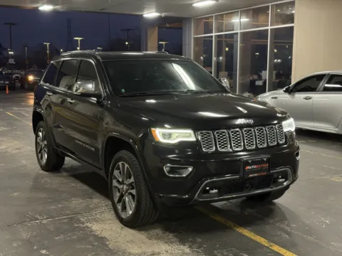 Photos of 2017 JEEP GRAND CHER Overland for sale in Alvin, TX at Auto Boutique Texas