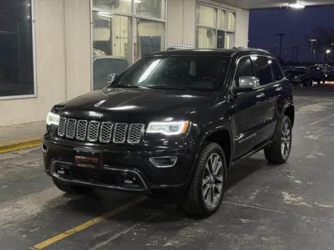 Another view of 2017 JEEP GRAND CHER Overland for sale in Alvin, TX at Auto Boutique Texas