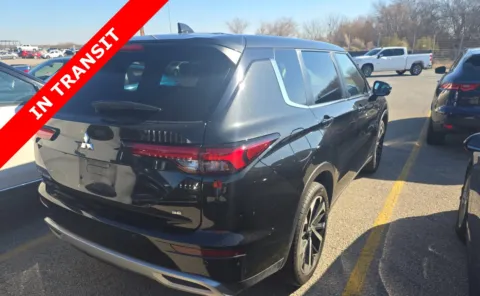 Another view of 2022 Mitsubishi Outlander SE for sale in Alvin, TX at Auto Boutique Texas