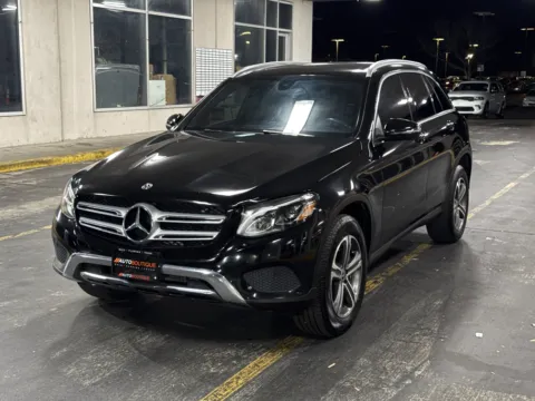 Another view of 2019 Mercedes-Benz GLC 350e for sale in Alvin, TX at Auto Boutique Texas