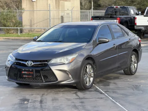 Another view of 2016 Toyota Camry SE for sale in Alvin, TX at Auto Boutique Texas