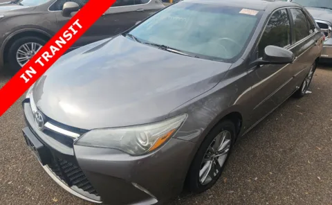 Gray 2016 Toyota Camry SE for sale in Alvin, TX