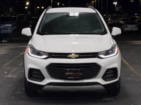 More photos of 2021 Chevrolet Trax LT at Auto Boutique Texas, TX