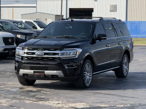Another view of 2023 Ford Expedition Max Limited for sale in Alvin, TX at Auto Boutique Texas