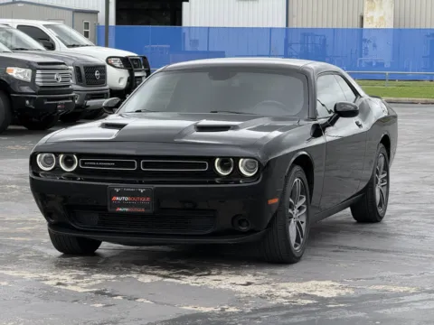 Another view of 2019 Dodge Challenger SXT for sale in Alvin, TX at Auto Boutique Texas