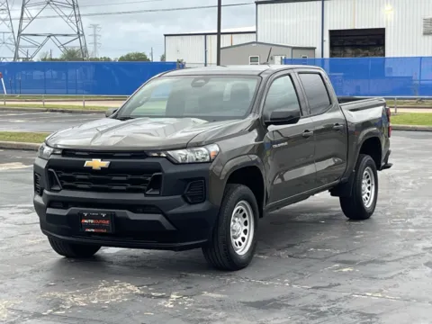 Another view of 2023 Chevrolet Colorado 2WD Work Truck for sale in Alvin, TX at Auto Boutique Texas