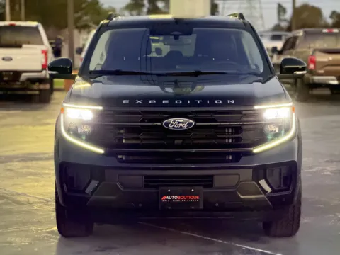 More photos of 2025 Ford Expedition Max Active at Auto Boutique Texas, TX