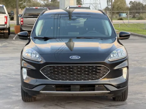 More photos of 2022 Ford Escape Titanium Hybrid at Auto Boutique Texas, TX